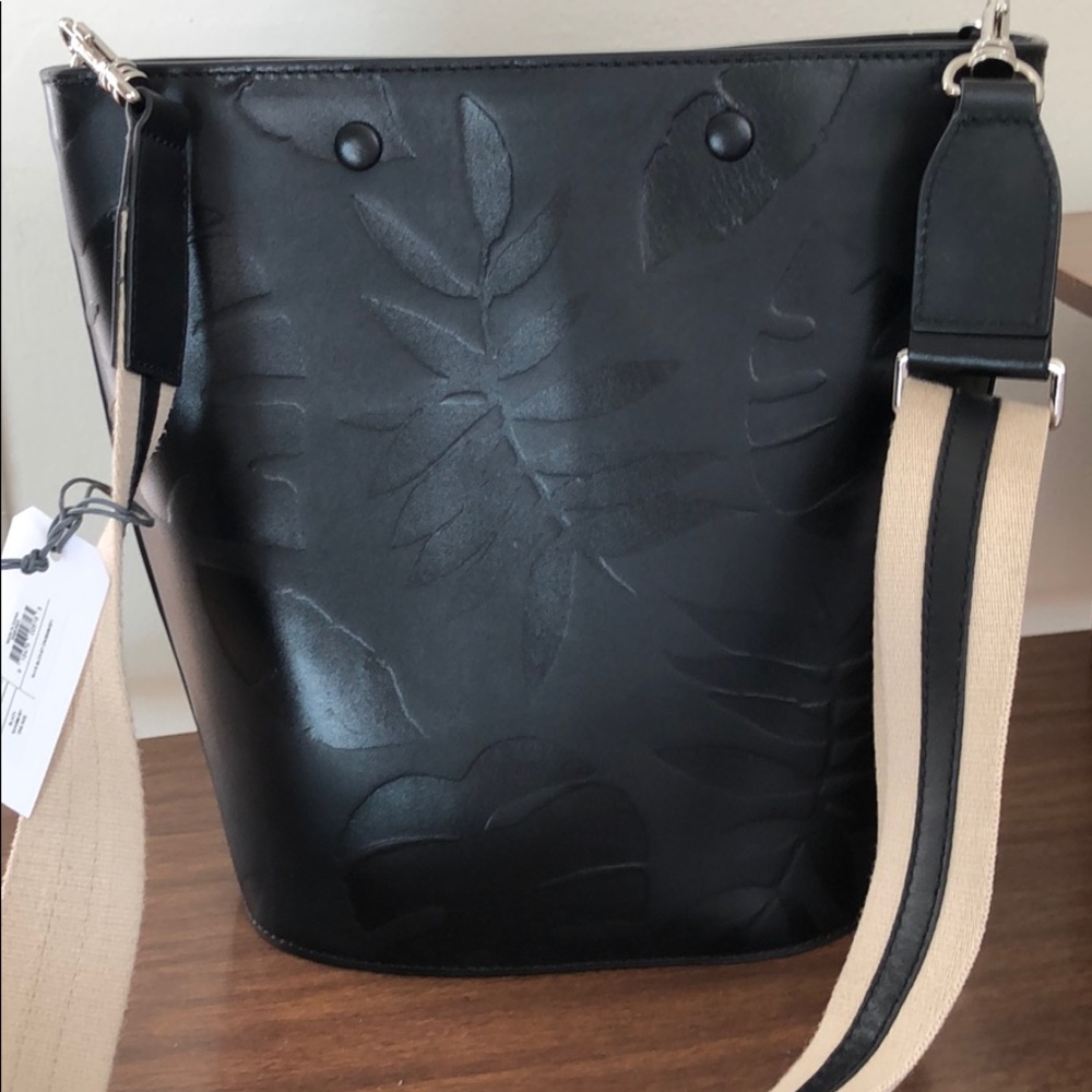 NWT Steven Alan Leaf print bucket bag